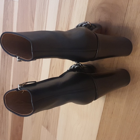 Givenchy Black Leather Ankle Boots with Silver Chain - Picture 5 of 7